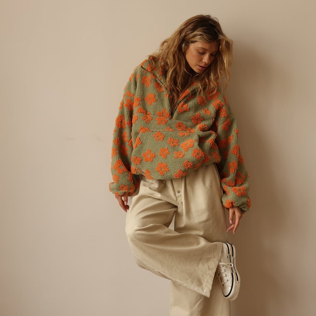 Sudadera Cozy Bloom